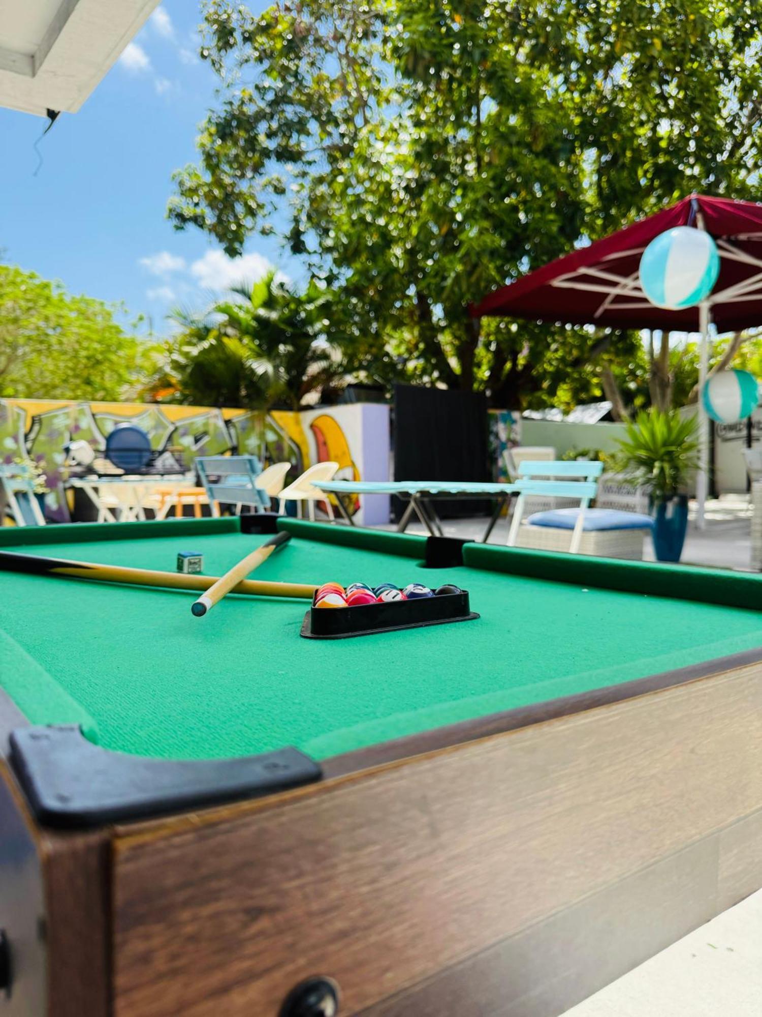 Atrium Hostel Design District Miami Exterior foto